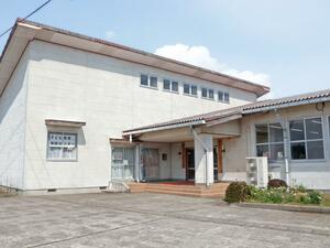 子育て相談などの拠点となる市子ども若者相談センター=佐渡市金井新保