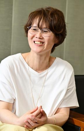 話題作の刊行が続く中「ジムに通い始めました。書き続けるのも体力勝負」と話す高瀬乃一さん