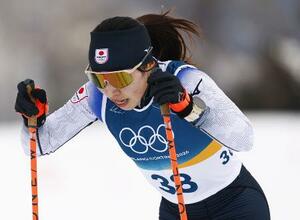 7日の女子距離複合の前半クラシカルで力走する土屋正恵=テーゼロ(共同)