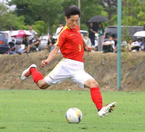 柳ケ浦－帝京長岡　後半２５分、ＦＷ上田十輝が決め３－０＝７月２７日、福島県のＪヴィレッジ