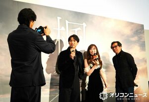 映画『楓』クリスマス舞台あいさつに登壇した（左から）北島岬、福士蒼汰、福原遥、行定勲監督 （C）ORICON NewS inc.