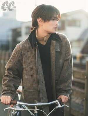 『CanCam』2月号の横顔企画に登場する浮所飛貴(ACEes) (C)小学館