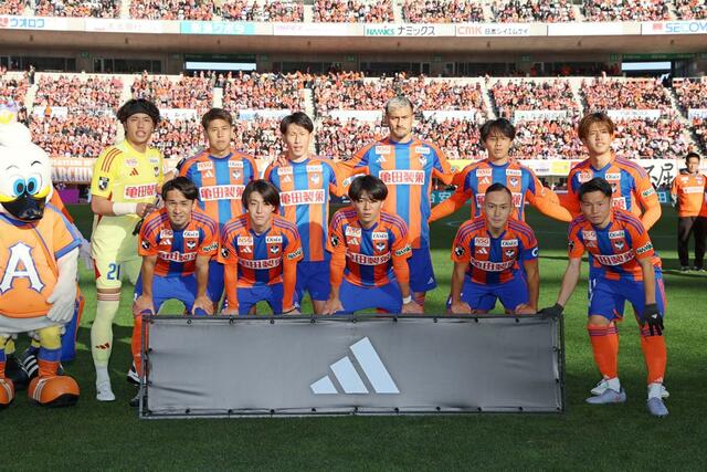 新潟の先発メンバー＝ビッグスワン