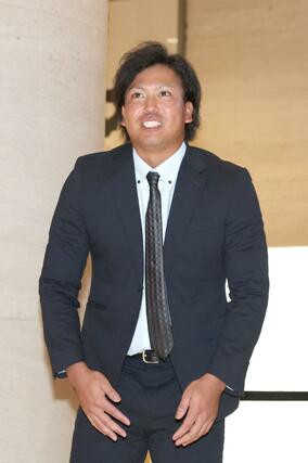 巨人から育成５位で指名された、知念大成外野手＝新潟日報メディアシップ