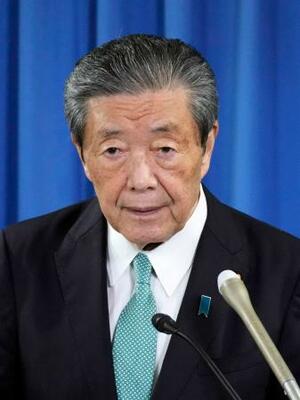 記者会見する自民党の森山幹事長=26日午前、東京・永田町の党本部