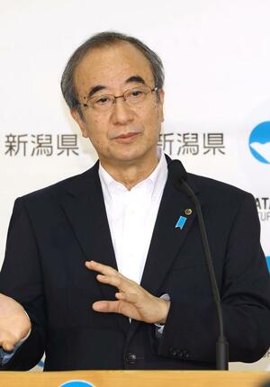 インドで開かれる世界遺産委員会への出席を発表する花角英世知事=24日、県庁