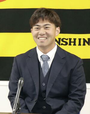 契約更改した阪神・桐敷=12月4日、兵庫県西宮市