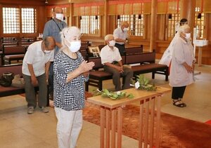 満蒙開拓に従事し、亡くなった県人の冥福を祈った慰霊祭=9日、新潟市中央区の護国神社