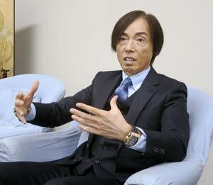 神明ホールディングス(HD)の藤尾益雄社長=11月26日、神戸市中央区