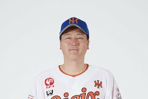 小林慶祐投手