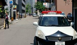 通行中の男性が切りつけられた、JR新潟駅近くの現場周辺=12日午後0時49分、新潟市中央区