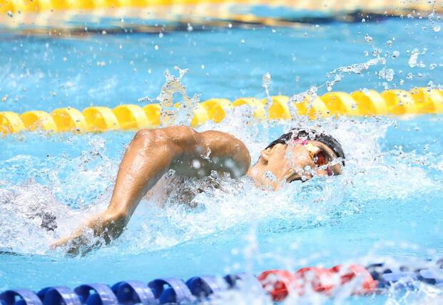 男子400メートル個人メドレー決勝 2位だった根岸歩夢(長岡大手)の自由形=広島市