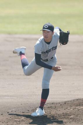 中越－新発田中央　中越の先発丸山隼叶＝五十公野運動公園野球場