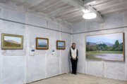県展賞受賞画家の力作、“大作”の中で余さず堪能♪佐渡の伊藤千乃さん、自宅納屋を7年かけギャラリーに改装