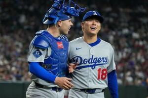 ダイヤモンドバックス戦で好投したドジャースの山本由伸=9月25日、フェニックス(AP=共同)