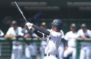 日本文理-新津工 1回日本文理1死二塁、野口壱矢が適時三塁打を放ち1-0=新発田市五十公野