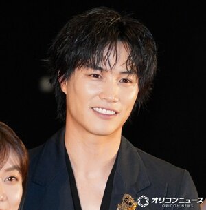 撮影本番で“板”を壊したことを明かした鈴木伸之 (C)ORICON NewS inc.