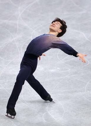 男子フリー　演技する鍵山優真＝ＩＧアリーナ