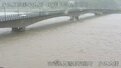 台風１０号による大雨で増水した宮崎県高鍋町の小丸川のライブカメラ画像＝２９日午前