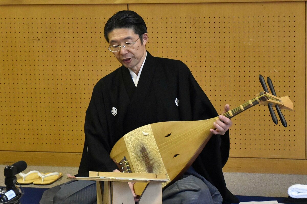 555年ぶり記録更新！「平家琵琶」伝承者の新潟大・髙橋秀樹教授、連続