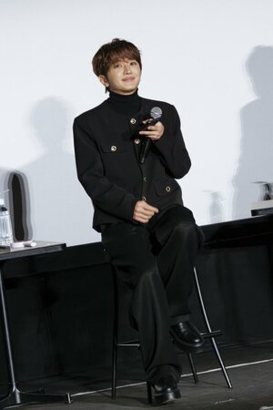 ライブ映画＆ドキュメンタリー映画の公開初日舞台あいさつを開催したNissy（C）Nissy Entertainment