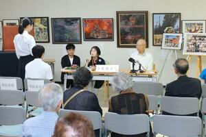 2人が生々しい記憶を語った長岡空襲の体験を聞く会=長岡市城内町2