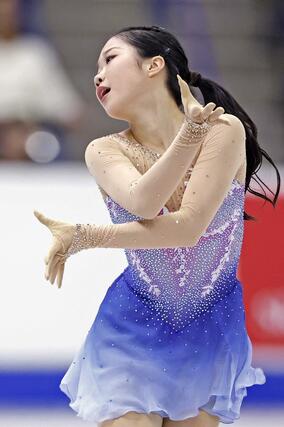 女子フリー　演技する中井亜美＝サスカトゥーン（共同）