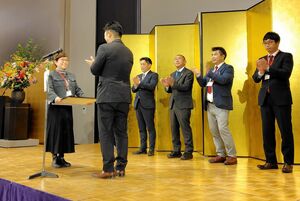 古民家活用の優秀事例の表彰も行われた全国古民家再生協会新潟大会=新潟市中央区のANAクラウンプラザホテル新潟