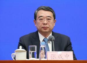 中国の「第7世代」の若手幹部、張成中氏=2024年2月、北京(共同)