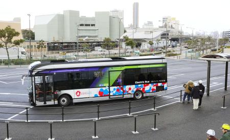 万博のEVバス、150台使えず 税金40億円投入も安全懸念 | 新潟日報