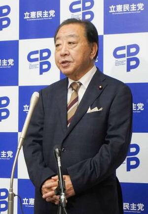 高市早苗首相の選出を受け、記者団の取材に応じる立憲民主党の野田佳彦代表=21日午後3時ごろ、国会