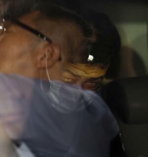 埼玉県警所沢署に入る森田梨公哉容疑者=8日午前3時3分