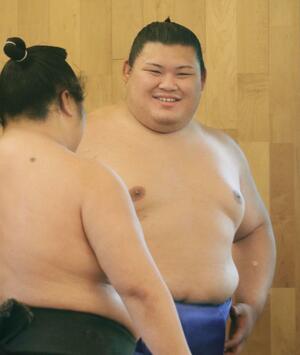 軽めの稽古で調整した大の里=愛知県安城市の二所ノ関部屋宿舎