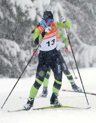 女子５キロフリー　快勝で連覇を飾った丸山萠衣（十日町総合）＝十日町市（長岡支社・芳本卓也）