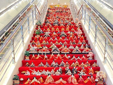 アートホテル鹿島セントラル 地域と紡ぐ約千体の雛人形が集結「セン