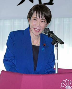 自民党の新年仕事始めの会合であいさつする高市首相=6日午前、東京・永田町の党本部