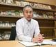 取材に応じる津村孝幸さん=高松市の石丸製麺本社
