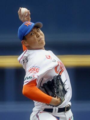 オイシックス-阪神 オイシックス先発の笠原祥太郎=15日、新潟市中央区のハードオフ・エコスタジアム