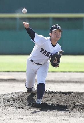 高田－新発田中央　４回に継投した高田の小川佳大＝９月１９日、新発田市五十公野