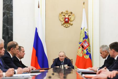 ロシアの軍事製品輸出、2兆円超 昨年、30カ国以上に供給 | 新潟日報