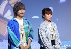 アニメ『葬送のフリーレン』コラボプレスプレビューセレモニーに登壇した（左から）岡本信彦、種崎敦美 （C）ORICON NewS inc.