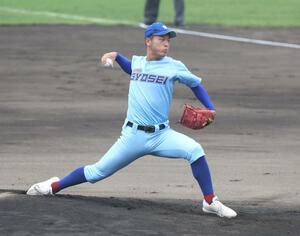 中越-加茂暁星 加茂暁星の先発真保龍聖=柏崎市佐藤池野球場
