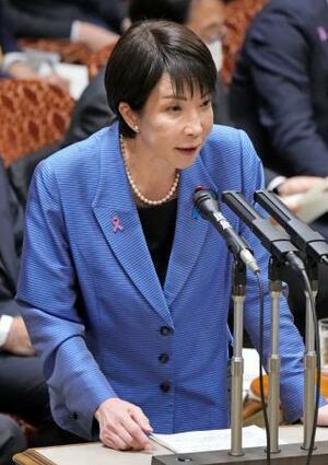 参院予算委で答弁する高市首相=12日午前