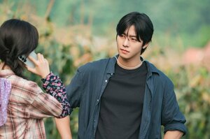 Netflixシリーズ『本日も完売しました』独占配信中