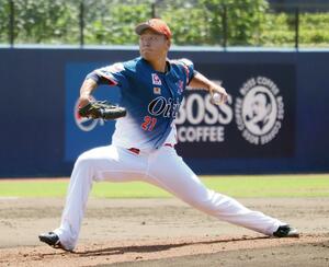 4回途中までに9失点した先発牧野憲伸=ファイターズ鎌ケ谷スタジアム