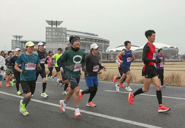 新潟ハーフマラソン２０２５＝３月１６日、新潟市中央区長潟