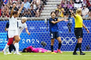 日本-米国 延長前半終了間際、米国に先制された日本=パリ(共同)