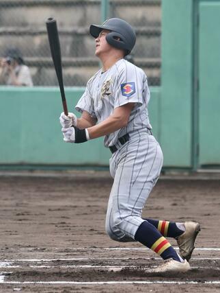 佐渡－向中羽南　佐渡一回、森哉大＝新発田市五十公野
