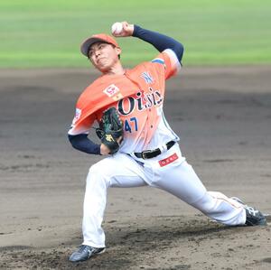 デビュー戦は3回3失点だった笠原祥太郎=長岡市悠久山(長岡支社・佐藤勝矢)