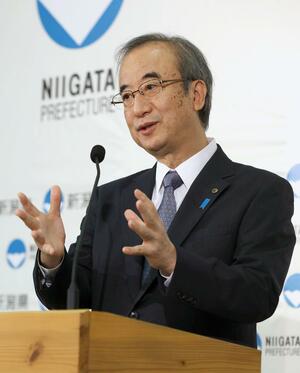 花角英世知事=11月13日、新潟県庁